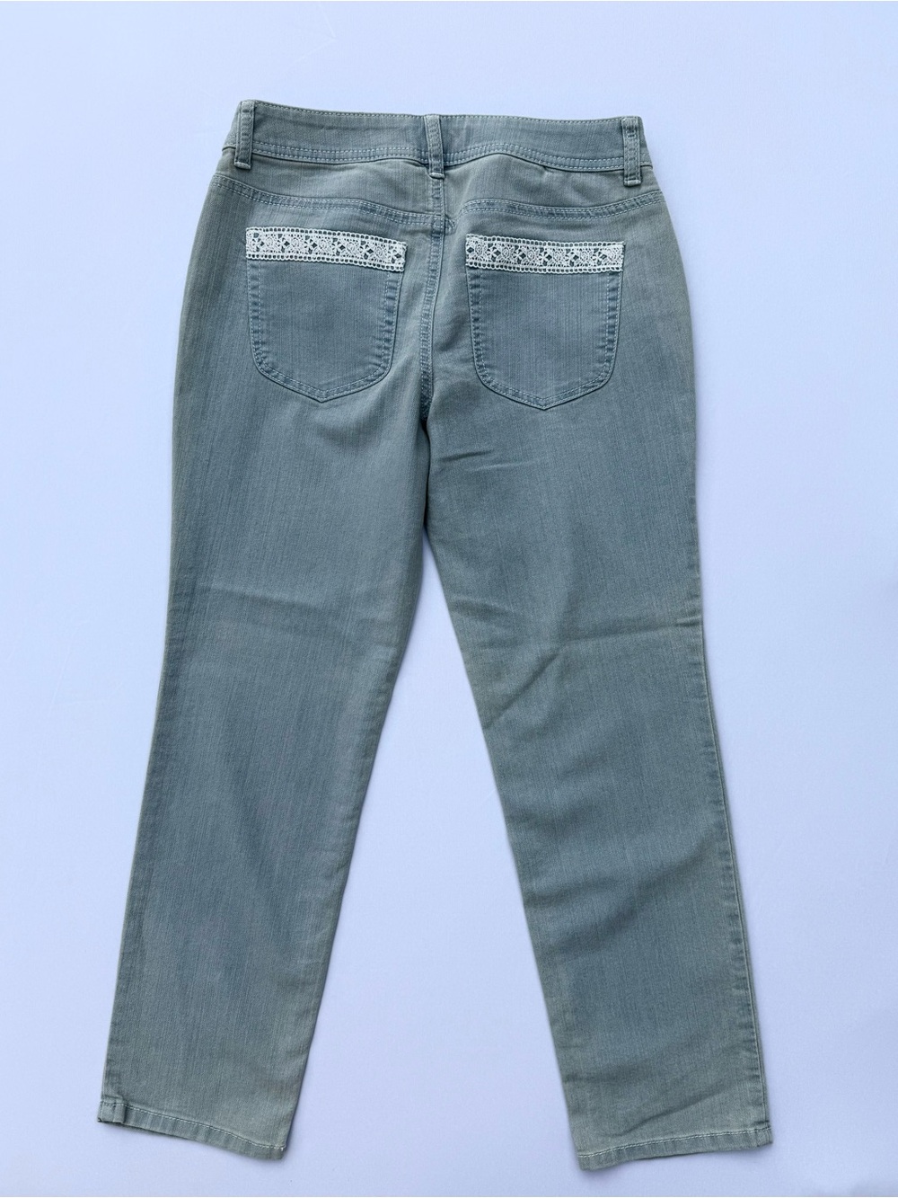 Chico’s Straight-Leg Women’s Jeans Chico's Size 0 with Lace Trim Pockets, NWOT